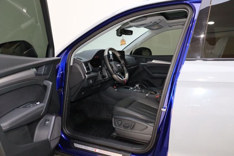 Used Audi Q5L 2020 45 TFSI Prestige Fashion Model Interior 4