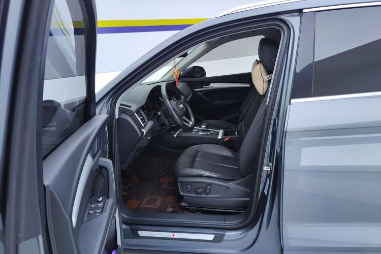 Used Audi Q5L 2020 Updated 40 TFSI Prestige Fashion Edition Left Front Seat