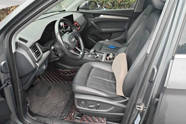 Used Audi Q5L 2020 45 TFSI Prestige Fashion Model Left Front Seat