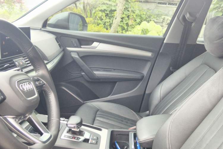 Used Audi Q5L 2020 Updated 40 TFSI Prestige Fashion Edition Left Front Seat