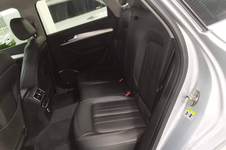 Used Audi Q5L 2020 40 TFSI Prestige Fashion Edition Left Rear Seat