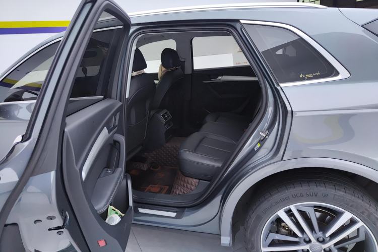 Used Audi Q5L 2020 Updated 40 TFSI Prestige Fashion Edition Left Rear Seat
