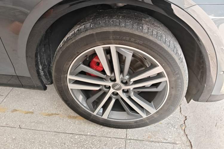 Used Audi Q5L 2020 45 TFSI Prestige Sport Edition Right Front Wheel Hub
