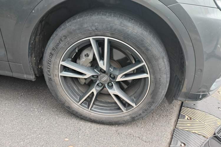 Used Audi Q5L 2020 45 TFSI Prestige Fashion Model Right Front Wheel Hub