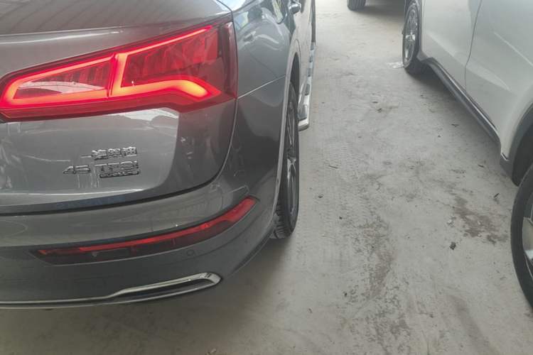 Used Audi Q5L 2020 45 TFSI Prestige Fashion Model Right Rear Taillight
