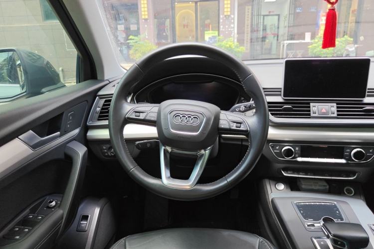 Used Audi Q5L 2020 Updated 40 TFSI Prestige Fashion Edition Steering Wheel