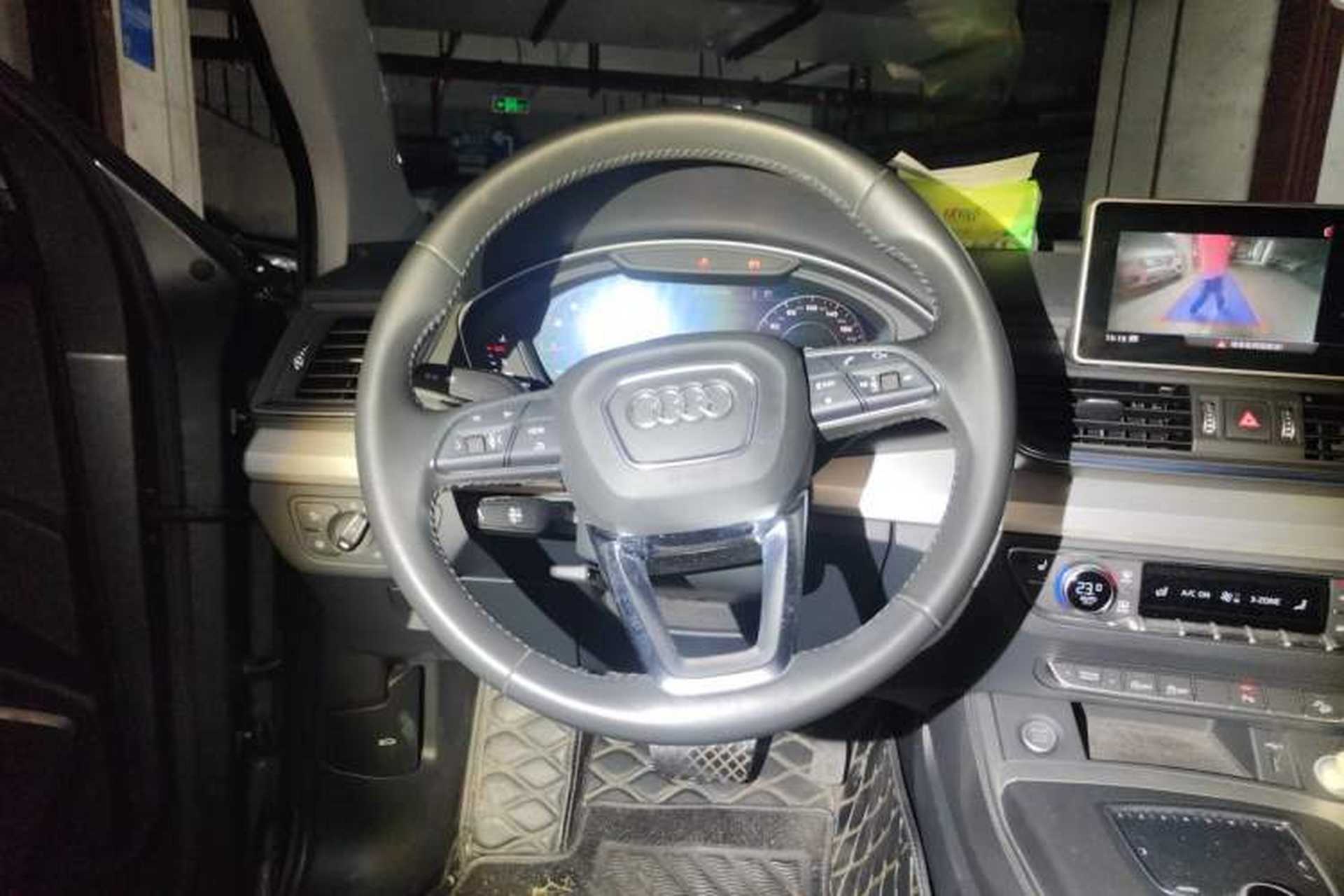 Used Audi Q5L 2020 Updated 40 TFSI Prestige Fashion Edition Steering Wheel