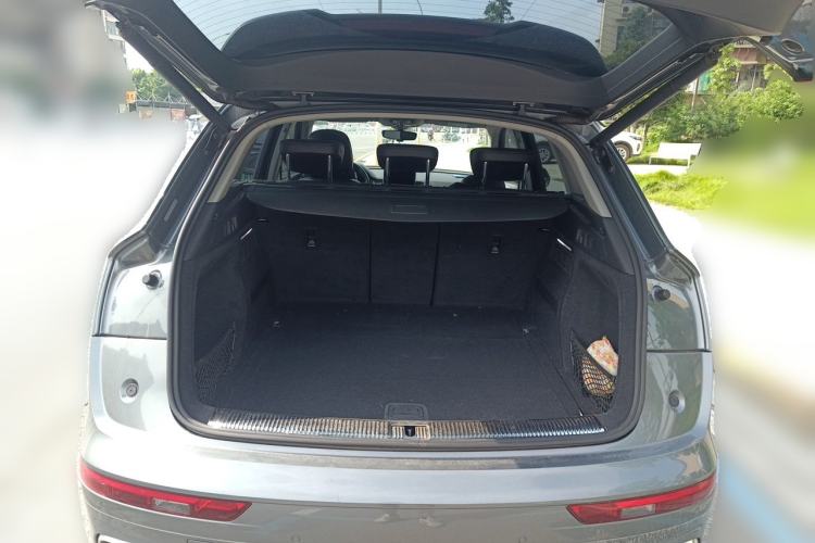 Used Audi Q5L 2020 Updated 40 TFSI Prestige Fashion Edition Trunk