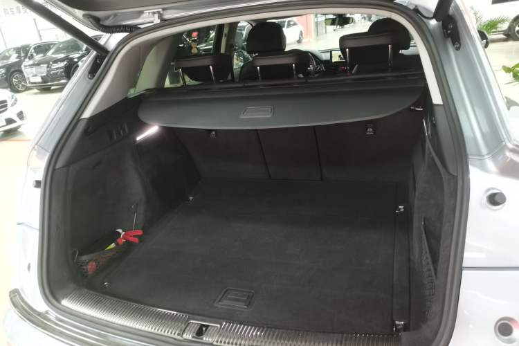 Used Audi Q5L 2020 40 TFSI Prestige Fashion Edition Trunk