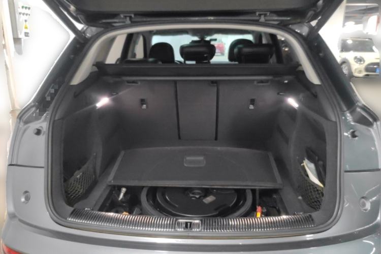 Used Audi Q5L 2020 Revised 40 TFSI Prestige Edition Trunk