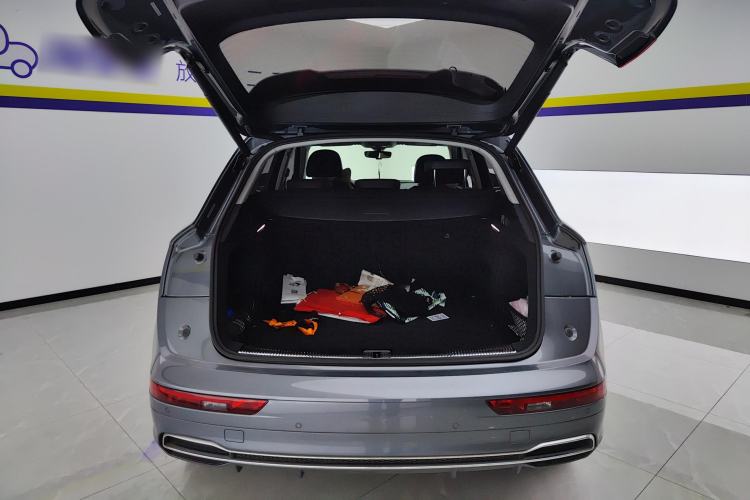 Used Audi Q5L 2020 Updated 40 TFSI Prestige Fashion Edition Trunk