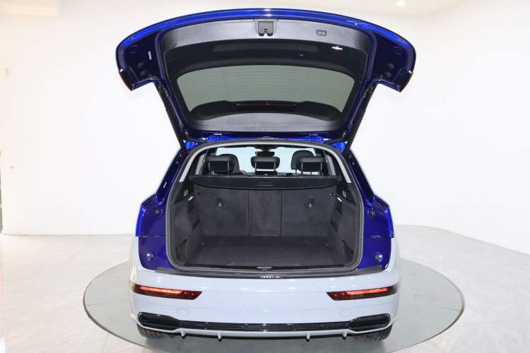 Used Audi Q5L 2020 45 TFSI Prestige Fashion Model Trunk
