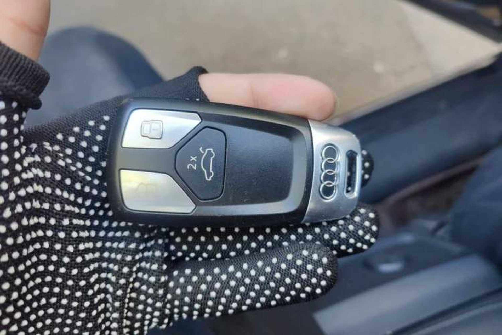 Used Audi Q5L 2020 Updated 40 TFSI Prestige Fashion Edition Vehicle Key