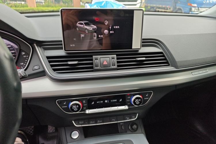 Used Audi Q5L 2020 Updated 40 TFSI Prestige Fashion Edition Audio And AC Panel