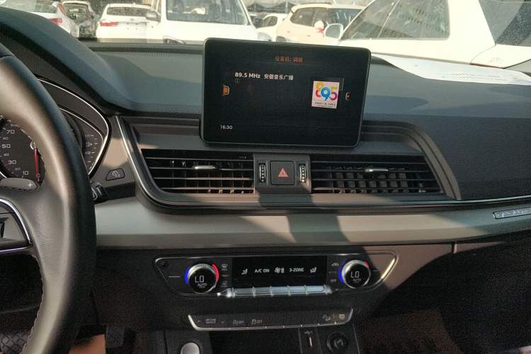 Used Audi Q5L 2020 Revised 40 TFSI Prestige Edition Audio And AC Panel