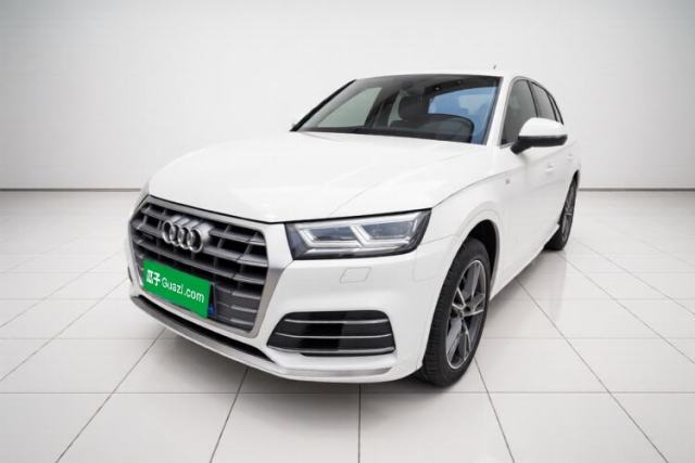 Audi Q5L 2020 40 TFSI Prestige Fashion Edition مستعملة