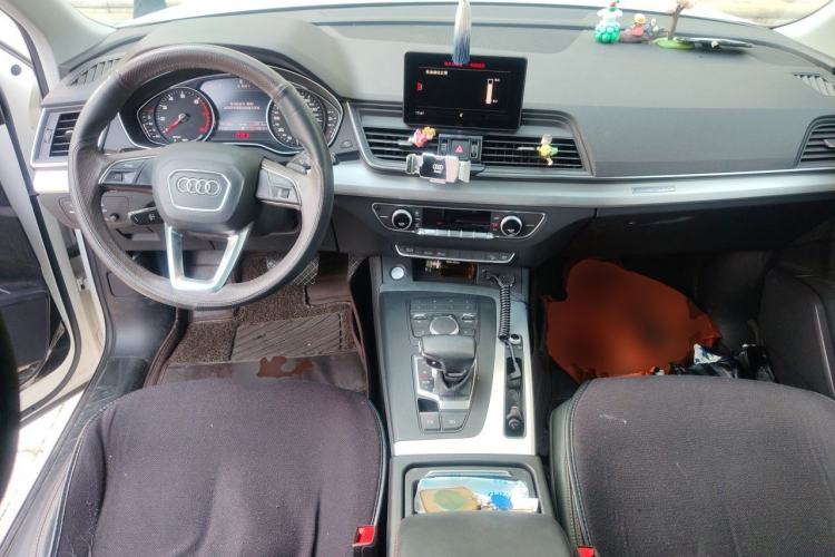 Used Audi Q5L 2020 40 TFSI Prestige Edition Center Console