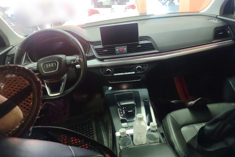 Used Audi Q5L 2020 40 TFSI Prestige Fashion Edition Center Console
