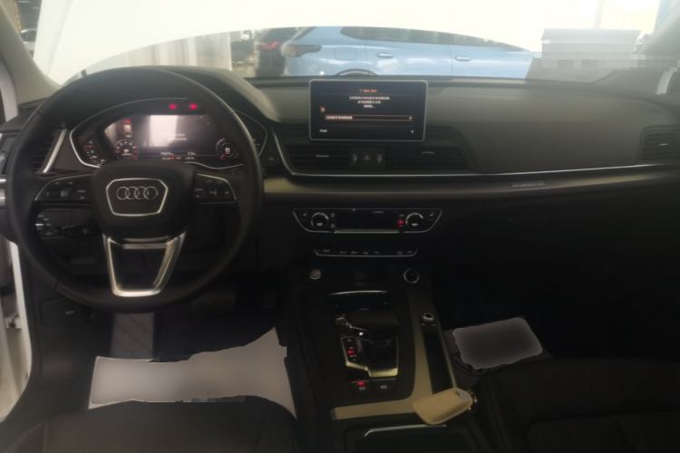 Used Audi Q5L 2020 45 TFSI Prestige Fashion Model Center Console