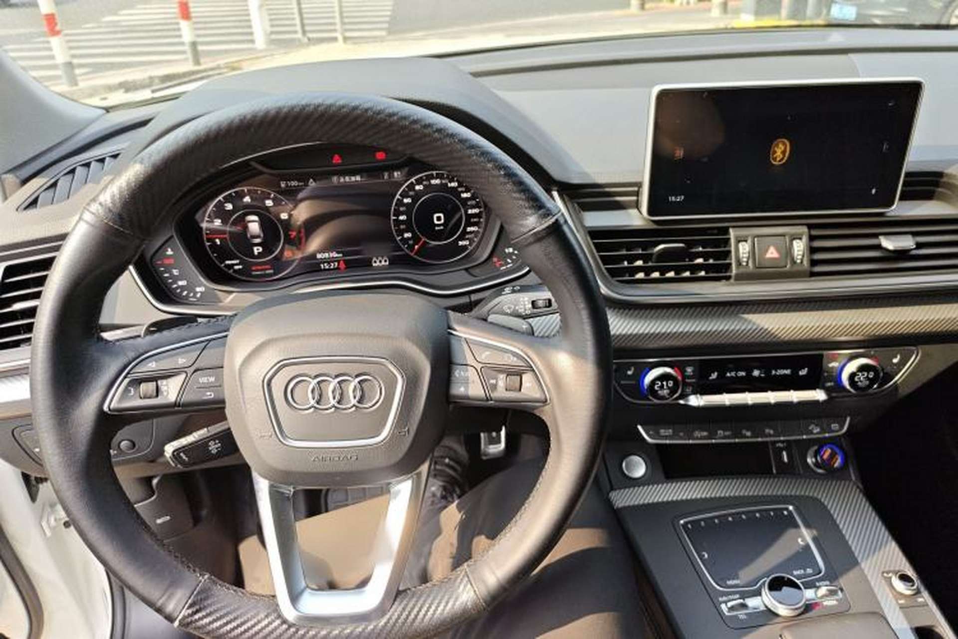Used Audi Q5L 2020 45 TFSI Prestige Fashion Model Center Console