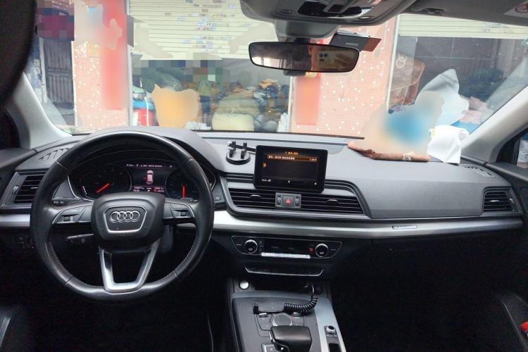 Used Audi Q5L 2020 40 TFSI Prestige Edition Center Console