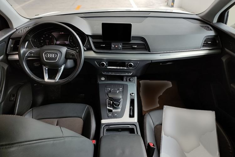 Used Audi Q5L 2020 Revised 40 TFSI Prestige Edition Center Console