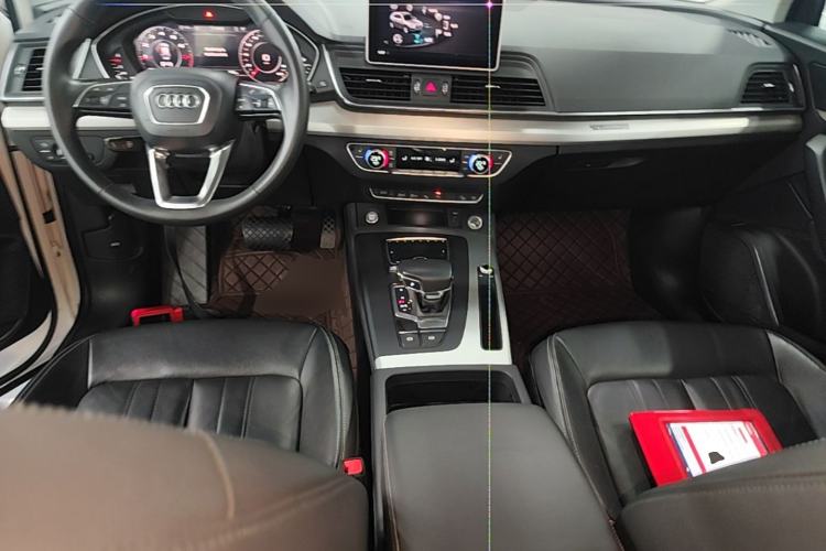 Used Audi Q5L 2020 45 TFSI Prestige Fashion Model Center Console