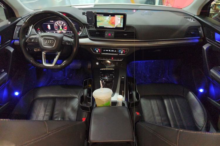 Used Audi Q5L 2020 45 TFSI Prestige Fashion Model Center Console