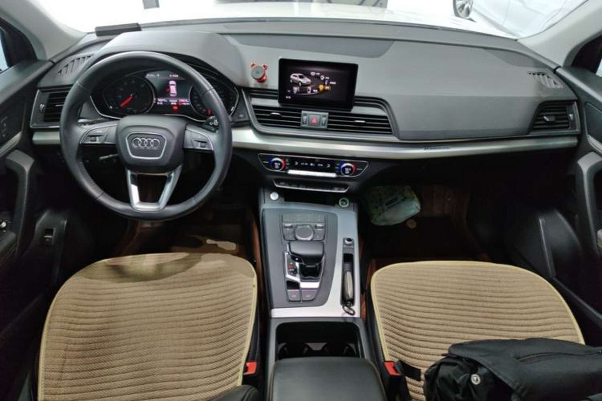Used Audi Q5L 2020 Revised 40 TFSI Prestige Edition Center Console