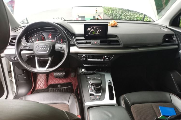 Used Audi Q5L 2020 Revised 40 TFSI Prestige Edition Center Console