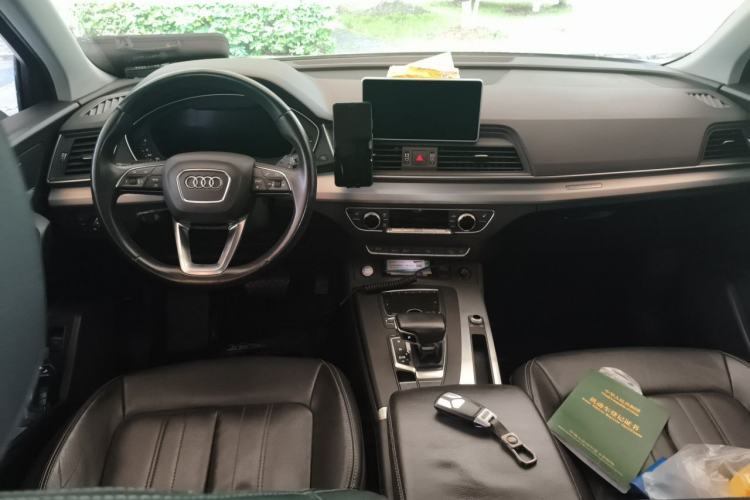 Used Audi Q5L 2020 40 TFSI Prestige Fashion Edition Center Console