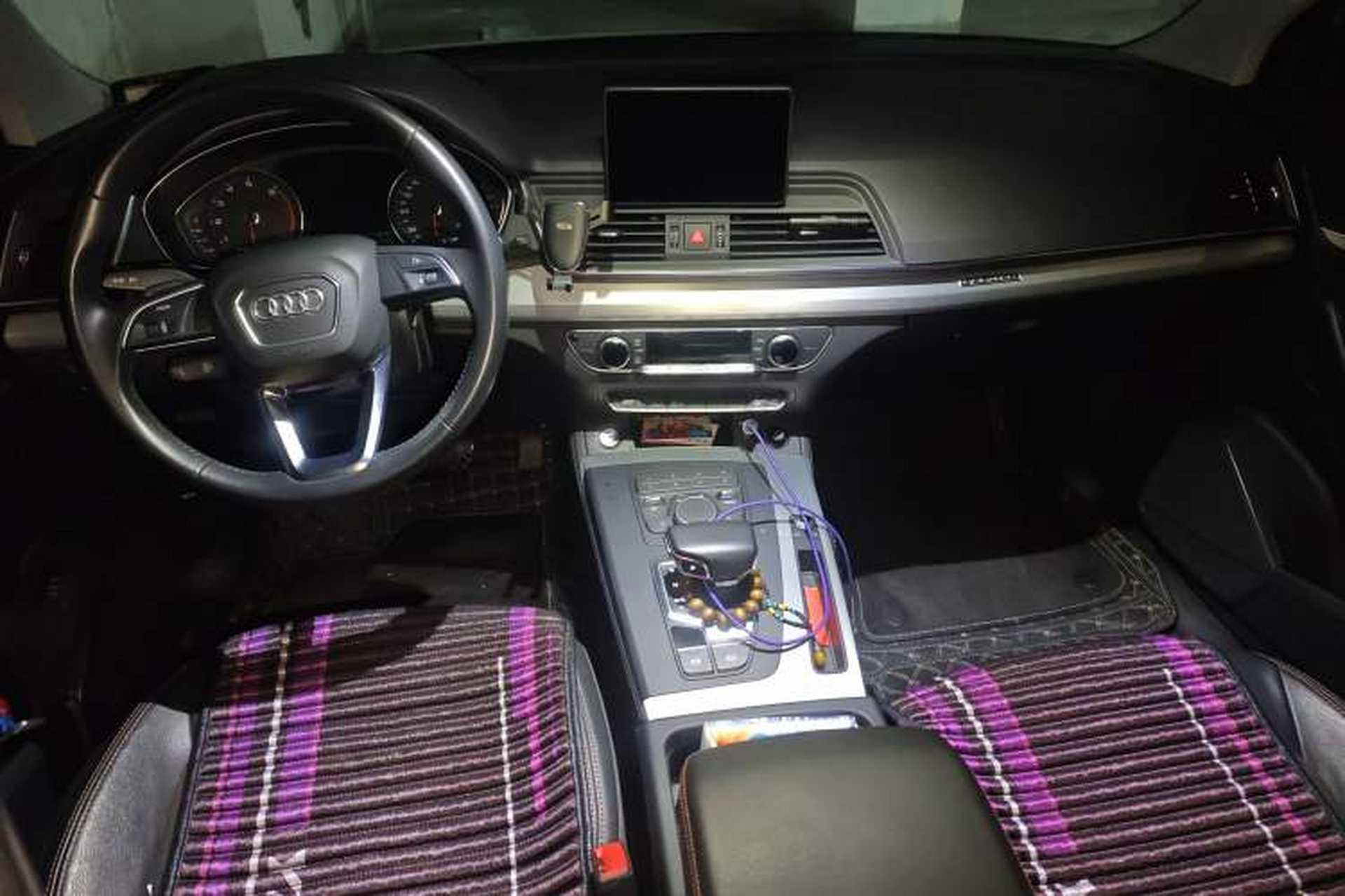 Used Audi Q5L 2020 40 TFSI Prestige Edition Center Console