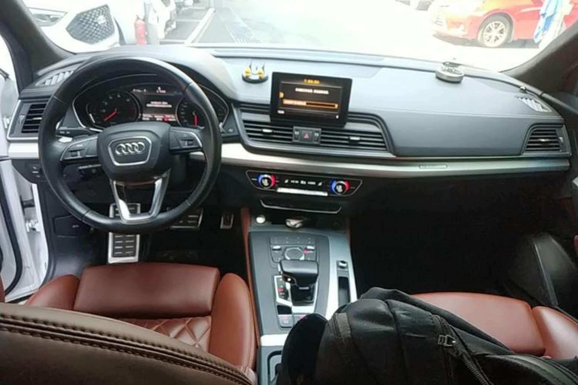 Used Audi Q5L 2020 Revised 40 TFSI Prestige Edition Center Console