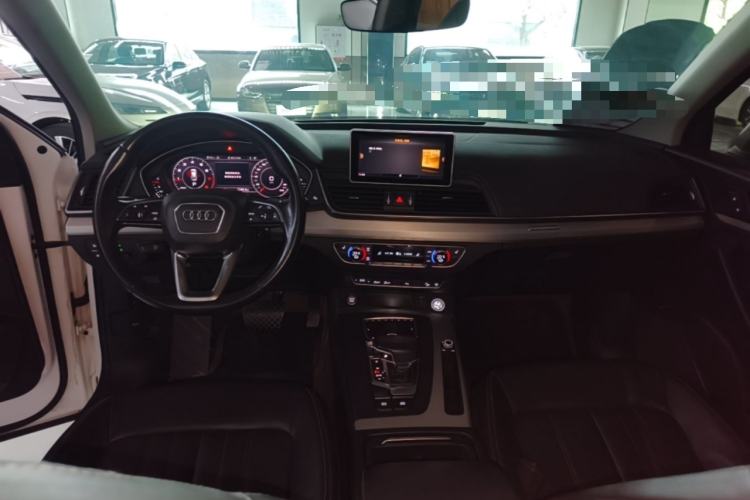 Used Audi Q5L 2020 40 TFSI Prestige Fashion Edition Center Console