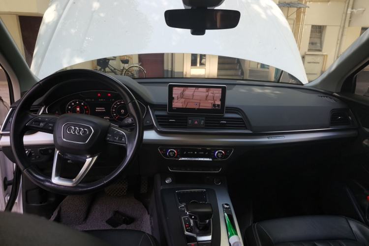 Used Audi Q5L 2020 40 TFSI Prestige Fashion Edition Center Console