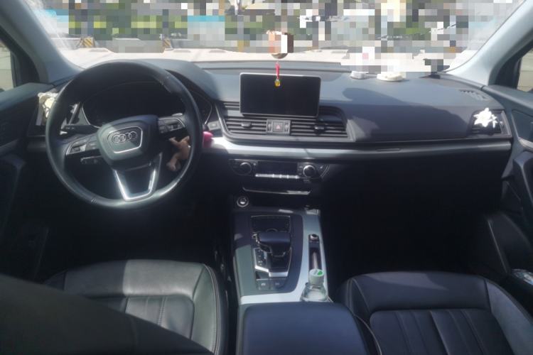 Used Audi Q5L 2020 40 TFSI Prestige Fashion Edition Center Console
