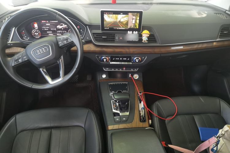 Used Audi Q5L 2020 45 TFSI Prestige Fashion Model Center Console