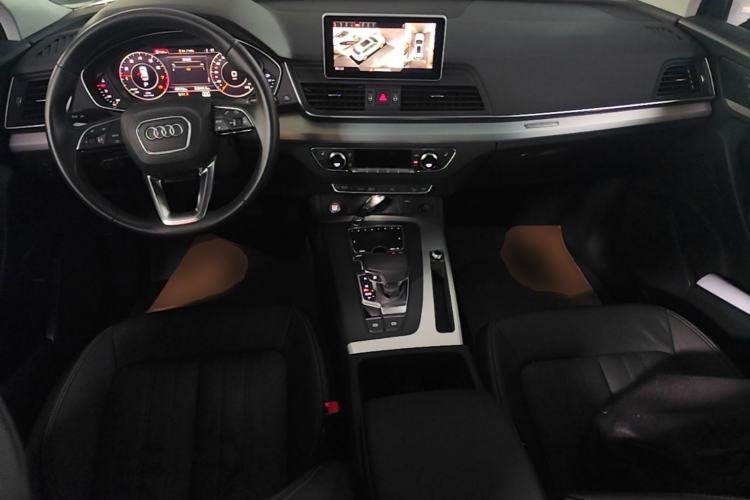 Used Audi Q5L 2020 40 TFSI Prestige Fashion Edition Center Console