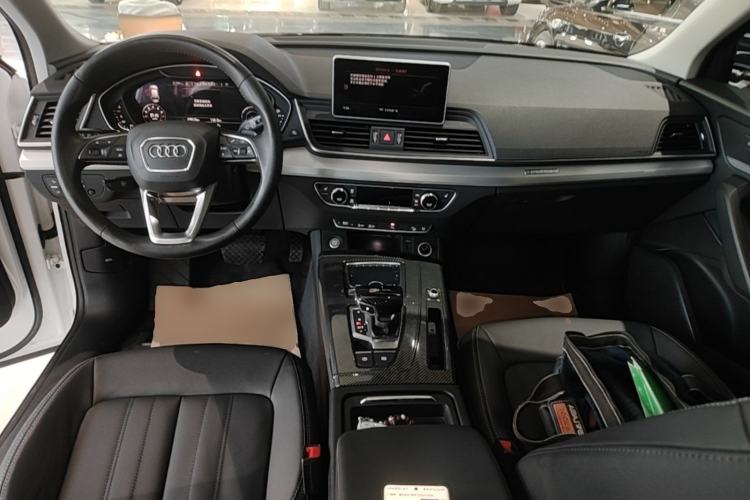 Used Audi Q5L 2020 Updated 40 TFSI Prestige Fashion Edition Center Console