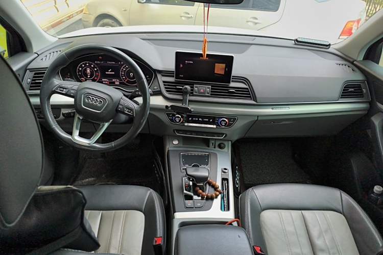 Used Audi Q5L 2020 40 TFSI Prestige Fashion Edition Center Console