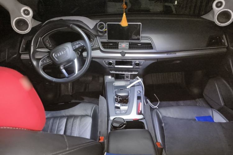 Used Audi Q5L 2020 45 TFSI Prestige Fashion Model Center Console