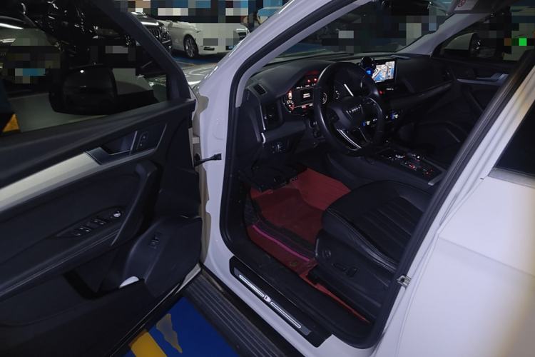 Used Audi Q5L 2020 Updated 40 TFSI Prestige Fashion Edition Driver Seat