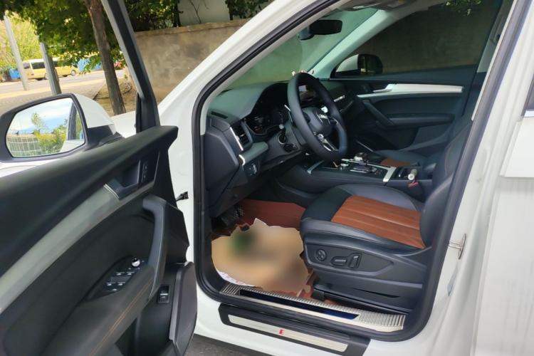 Used Audi Q5L 2020 Updated 40 TFSI Prestige Fashion Edition Driver Seat