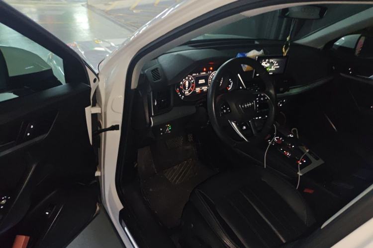 Used Audi Q5L 2020 Updated 40 TFSI Prestige Fashion Edition Driver Seat