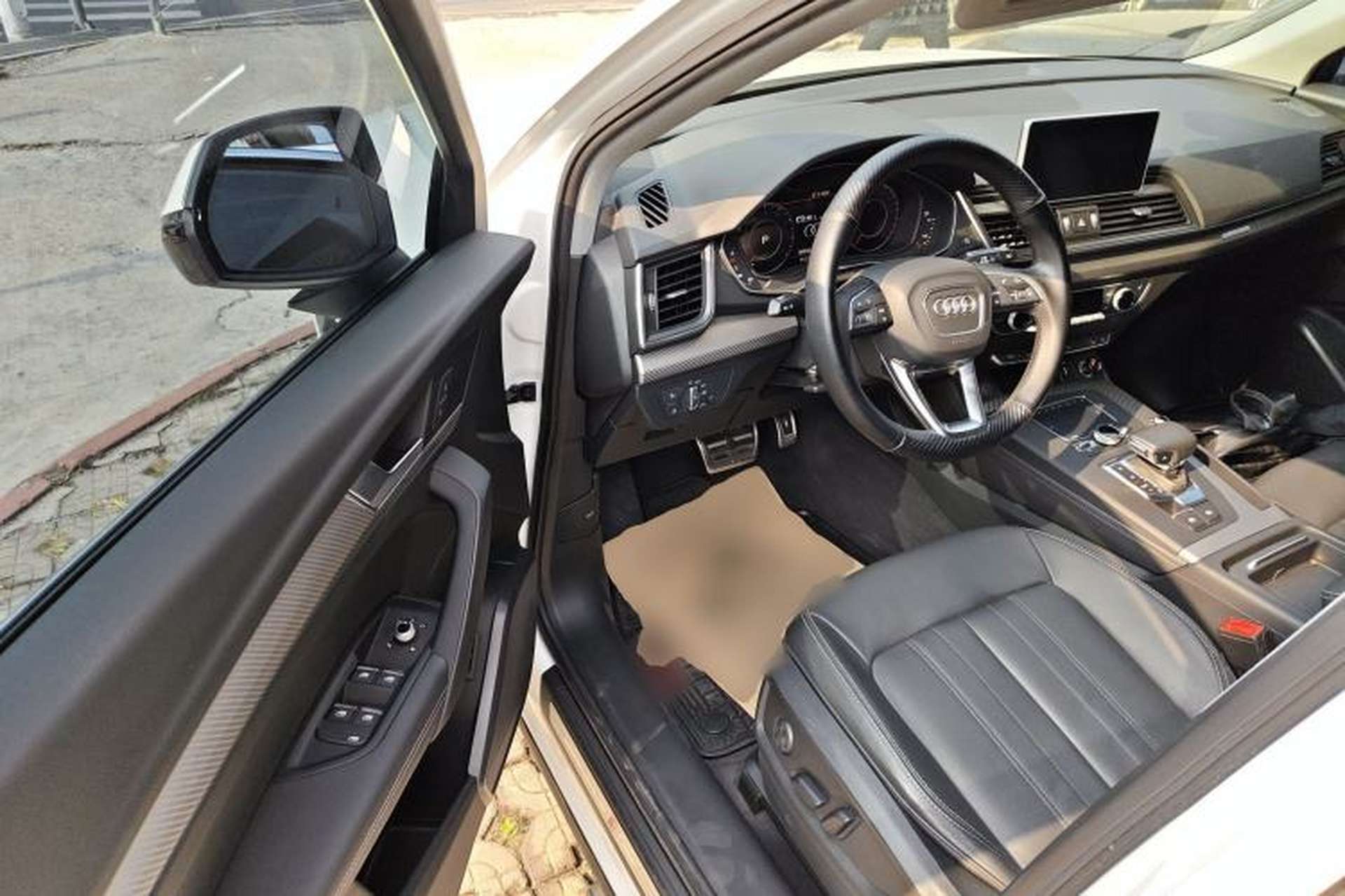 Used Audi Q5L 2020 45 TFSI Prestige Fashion Model Driver Seat
