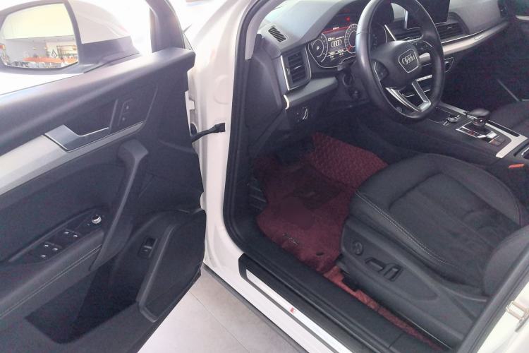 Used Audi Q5L 2020 Updated 40 TFSI Prestige Fashion Edition Driver Seat