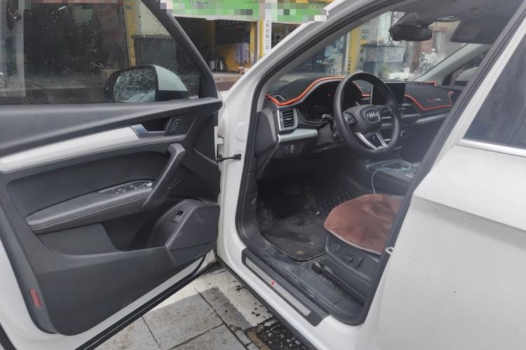 Used Audi Q5L 2020 Updated 40 TFSI Prestige Fashion Edition Driver Seat