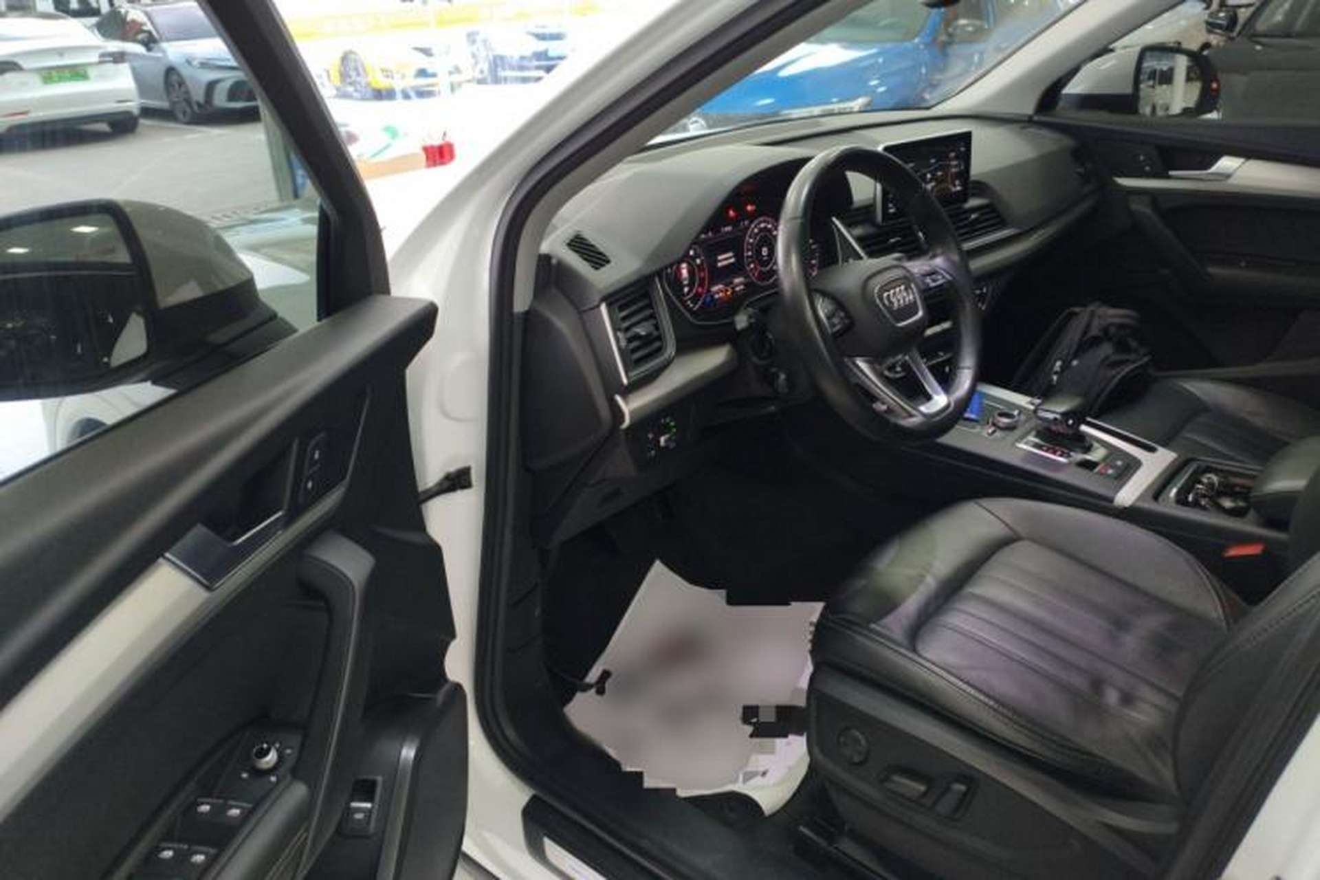 Used Audi Q5L 2020 Updated 40 TFSI Prestige Fashion Edition Driver Seat