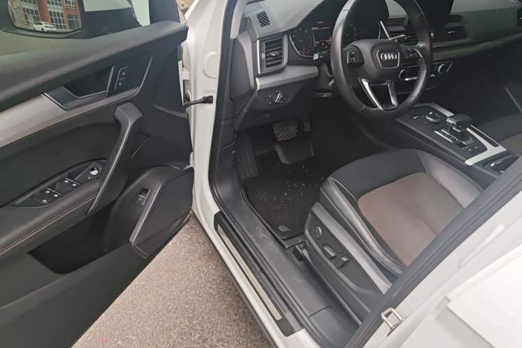 Used Audi Q5L 2020 Revised 40 TFSI Prestige Edition Driver Seat
