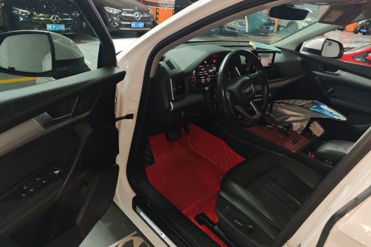 Used Audi Q5L 2020 Updated 40 TFSI Prestige Fashion Edition Driver Seat